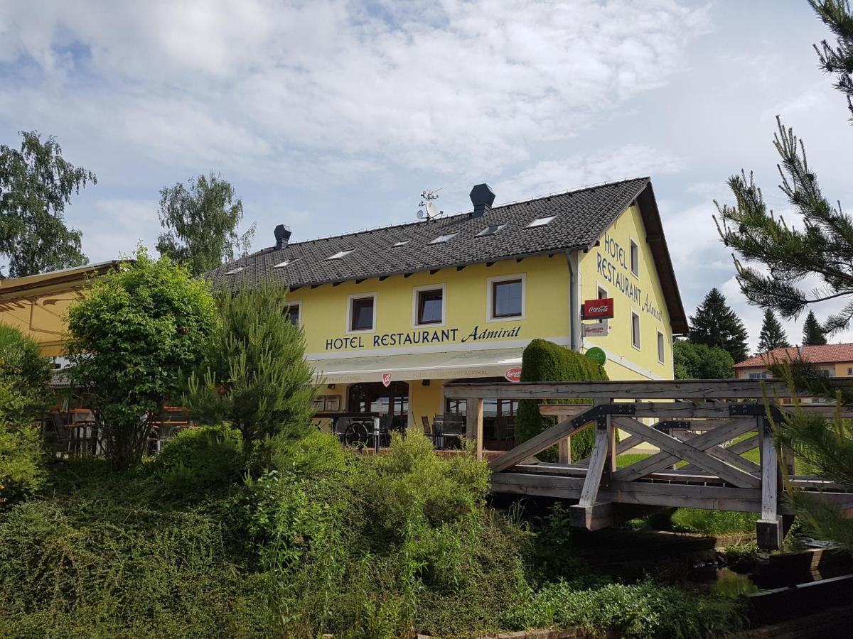 Hotel Admiral Lipno nad Vltavou Luaran gambar