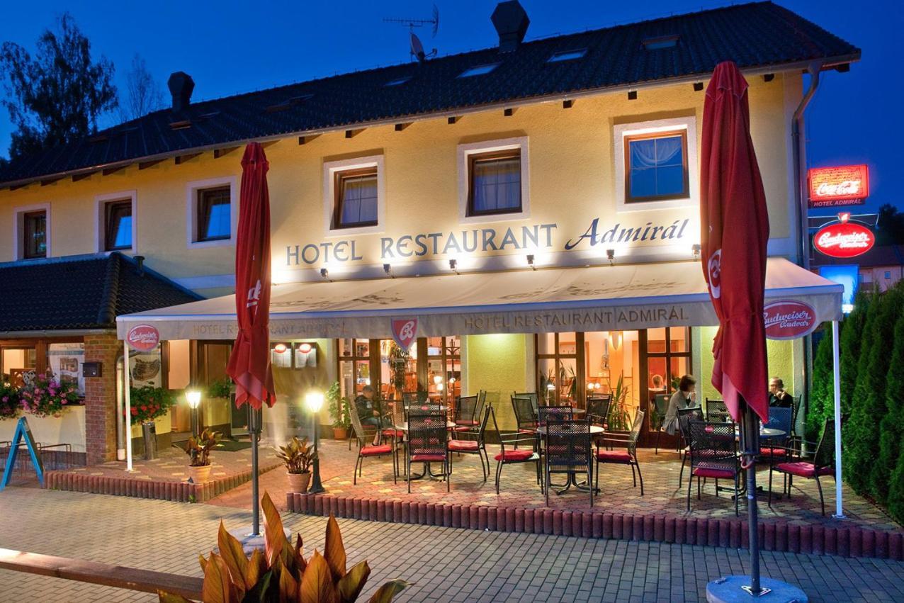 Hotel Admiral Lipno nad Vltavou Luaran gambar