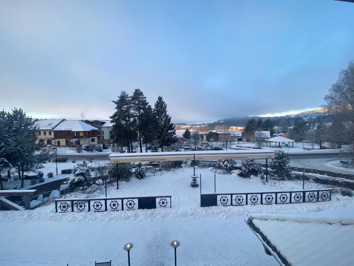 Hotel Admiral Lipno nad Vltavou Luaran gambar