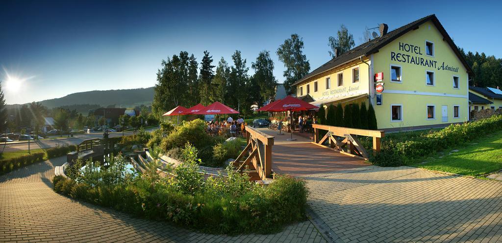 Hotel Admiral Lipno nad Vltavou Luaran gambar